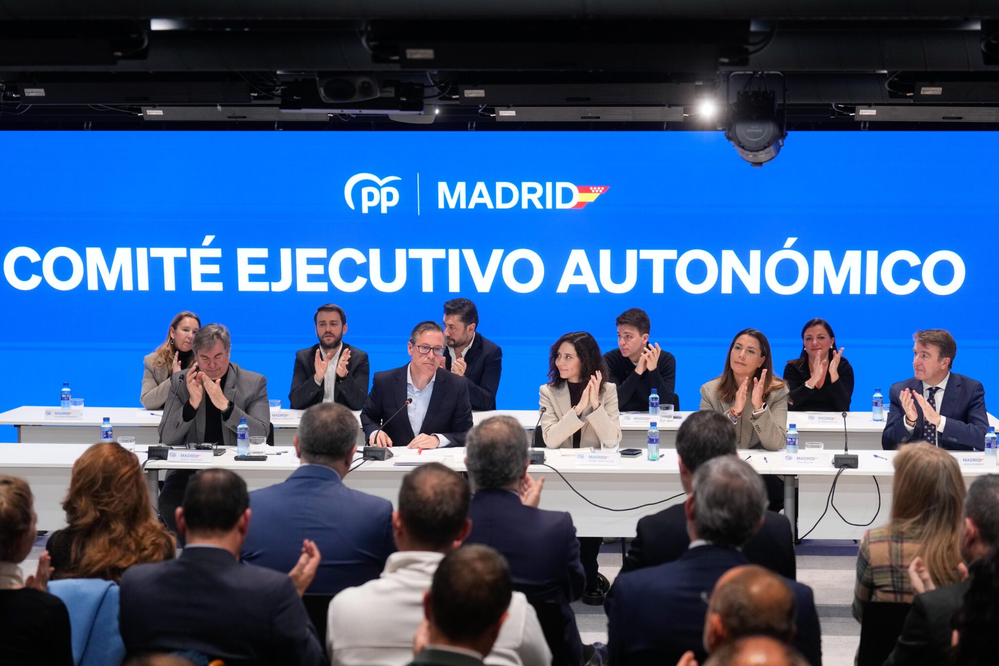 Díaz Ayuso activa el PP de Madrid de cara a un decisivo 2026, clave ...